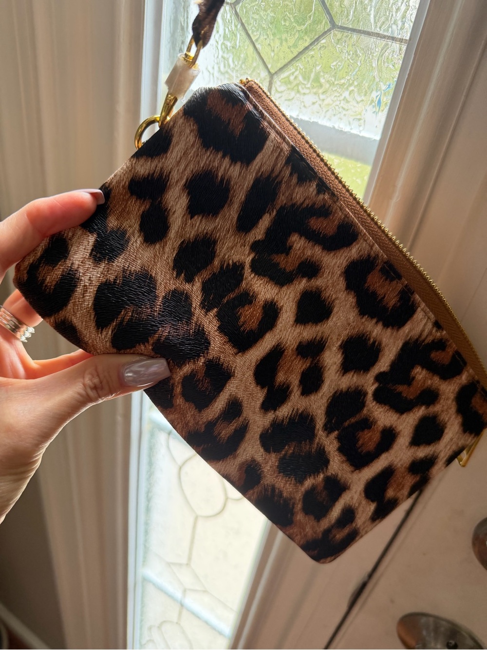 Leopard Print Wristlet Clutch - Brown/Black